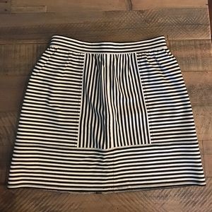 High waisted B/W Striped Skirt